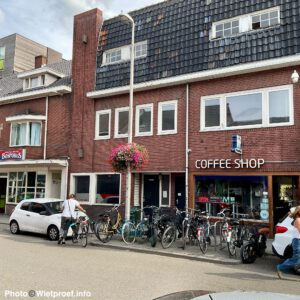 Maximillian Coffeeshop